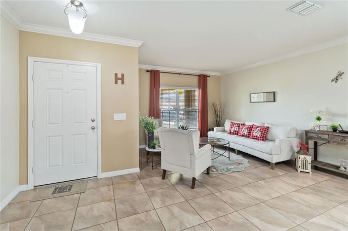 Image No.8-5 Bed Property for sale