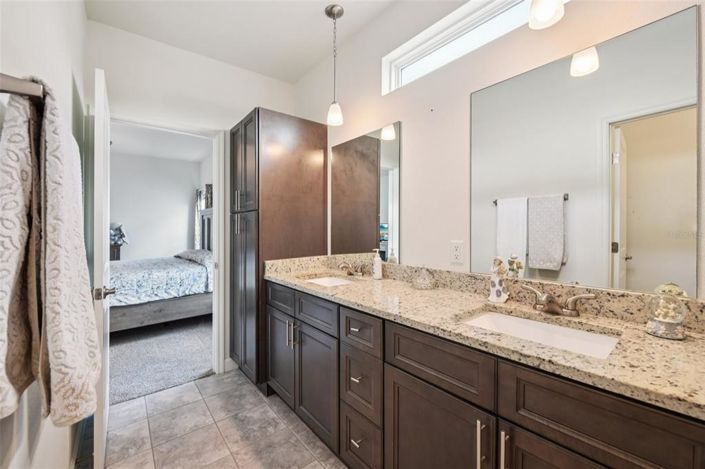 Image No.13-4 Bed House for sale