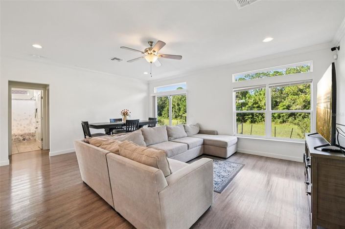 Image No.8-4 Bed Property for sale