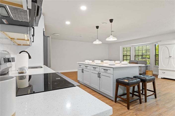 Image No.30-4 Bed Property for sale