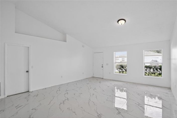 Image No.12-Propriété de 4 chambres à vendre à Kissimmee