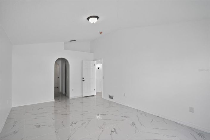 Image No.7-Propriété de 4 chambres à vendre à Kissimmee