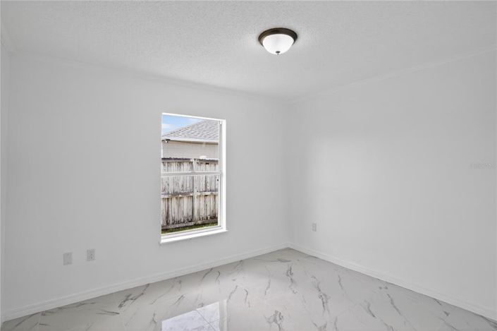 Image No.8-Propriété de 4 chambres à vendre à Kissimmee