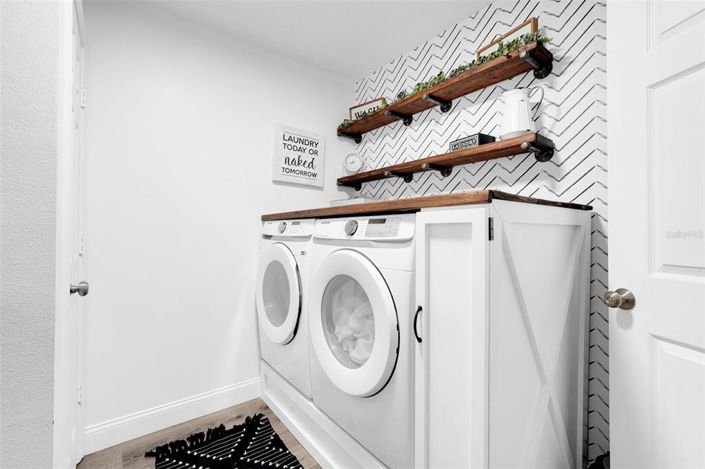 Image No.42-5 Bed Property for sale