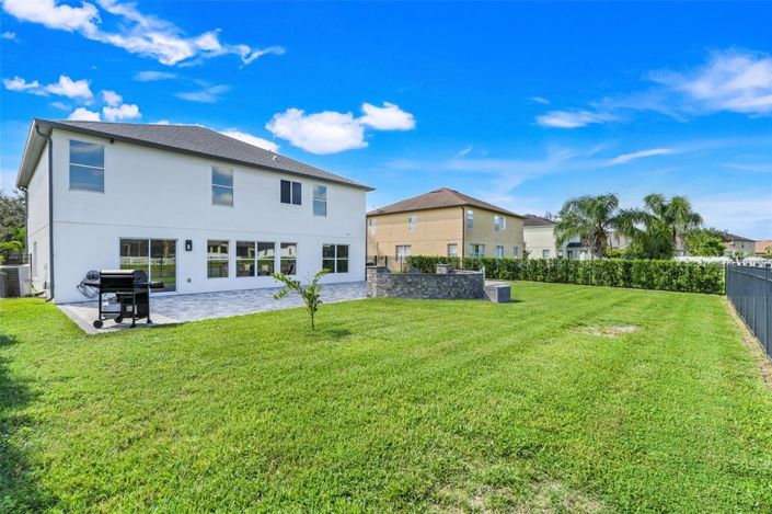 Image No.47-5 Bed Property for sale