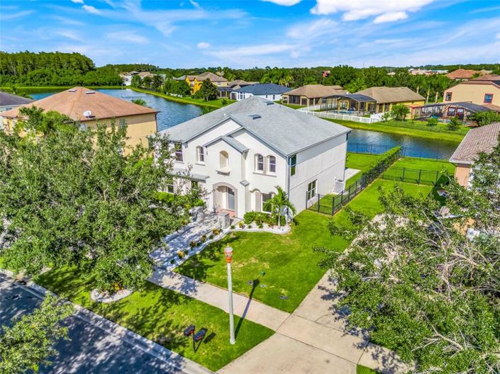 Image No.7-5 Bed Property for sale