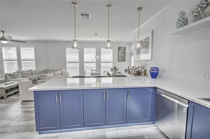 Image No.20-4 Bed House for sale