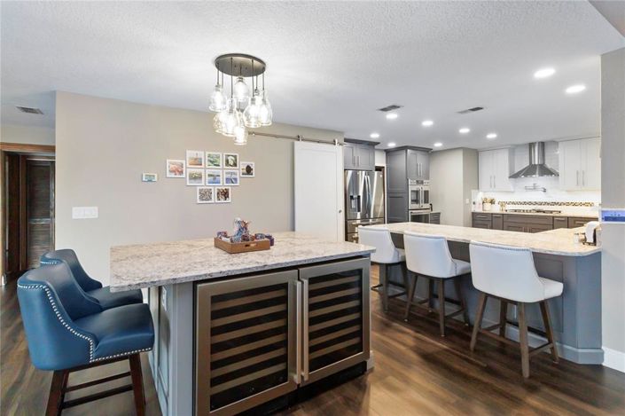 Image No.14-5 Bed Property for sale