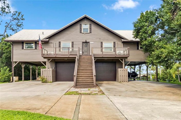 Image No.2-5 Bed Property for sale