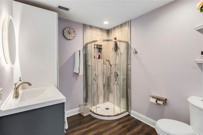 Image No.35-5 Bed Property for sale