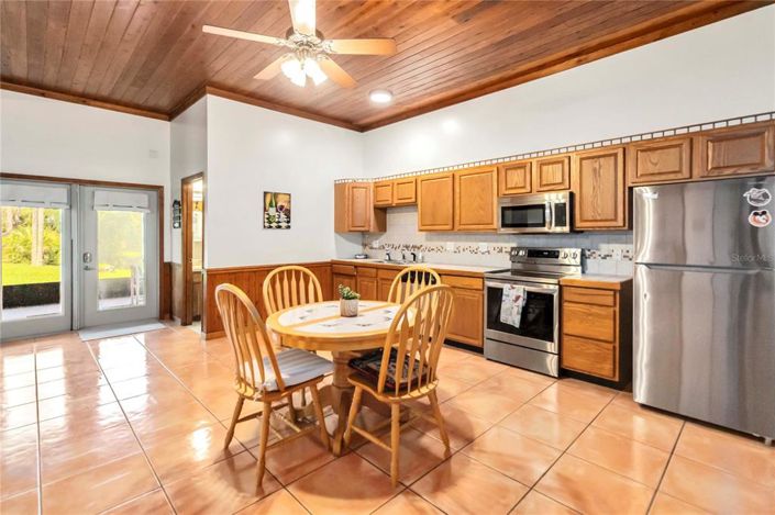 Image No.43-5 Bed Property for sale