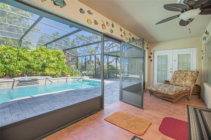 Image No.12-4 Bed House for sale