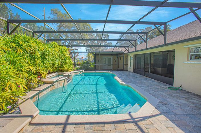 Image No.19-4 Bed House for sale