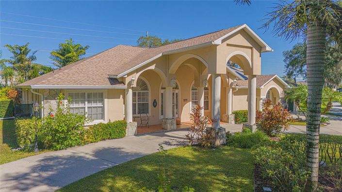 Image No.3-4 Bed House for sale