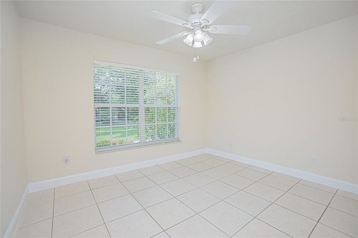 Image No.31-4 Bed House for sale