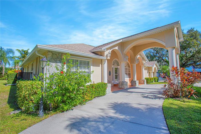 Image No.7-4 Bed Property for sale