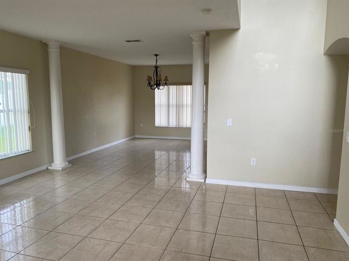 Image No.11-4 Bed Property for sale