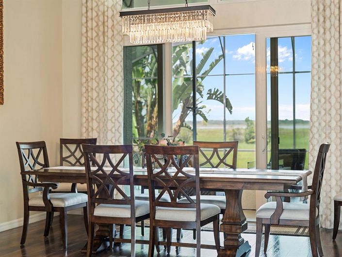 Image No.15-5 Bed Property for sale