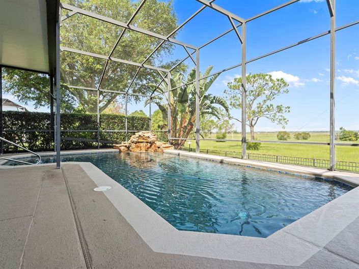 Image No.51-5 Bed Property for sale