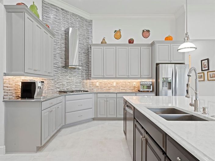 Image No.18-3 Bed Property for sale