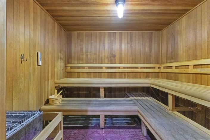 Image No.56-3 Bed Property for sale