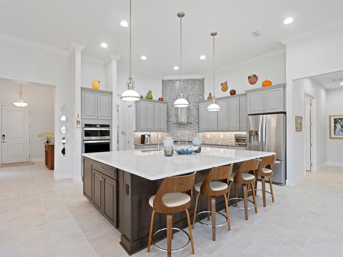 Image No.7-3 Bed Property for sale