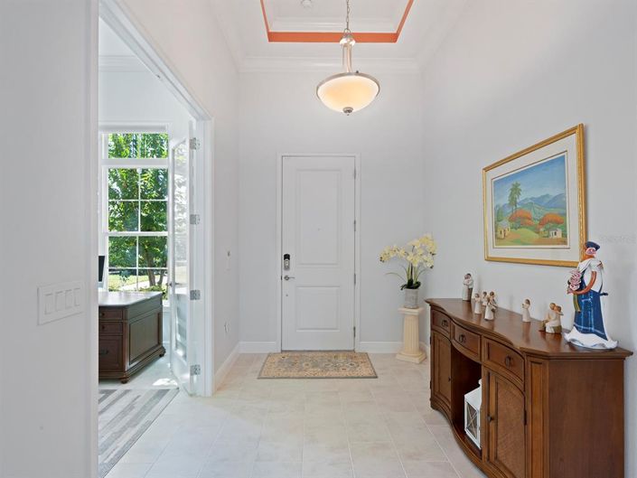 Image No.8-3 Bed Property for sale