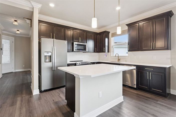 Image No.11-2 Bed Property for sale