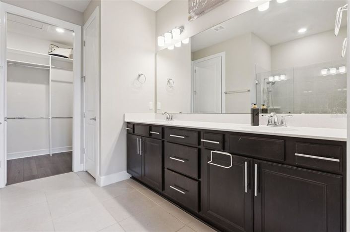 Image No.24-2 Bed Property for sale