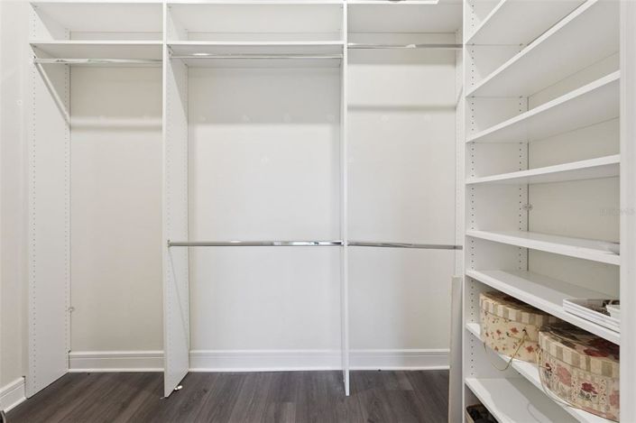 Image No.27-2 Bed Property for sale