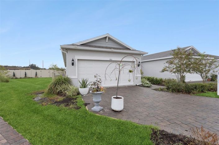 Image No.32-2 Bed Property for sale