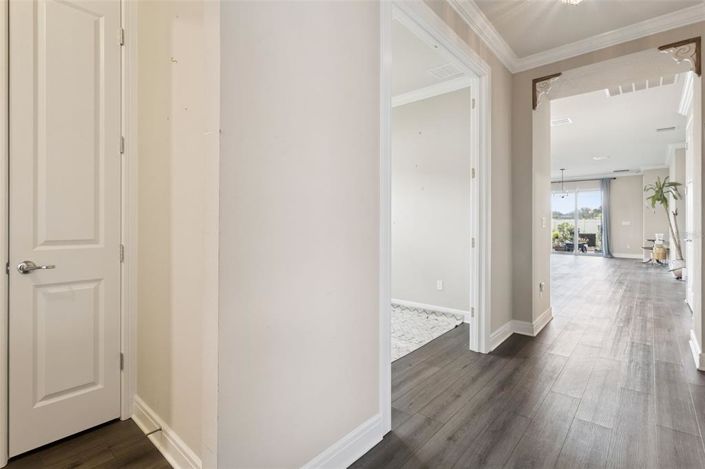 Image No.9-2 Bed Property for sale