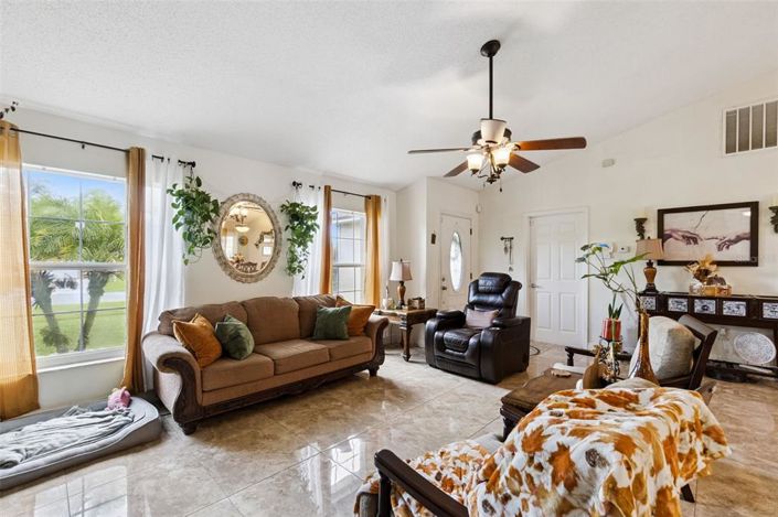 Image No.17-Propriété de 3 chambres à vendre à Kissimmee