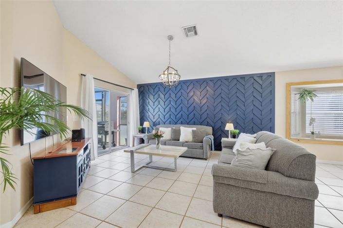 Image No.8-Propriété de 4 chambres à vendre à Kissimmee