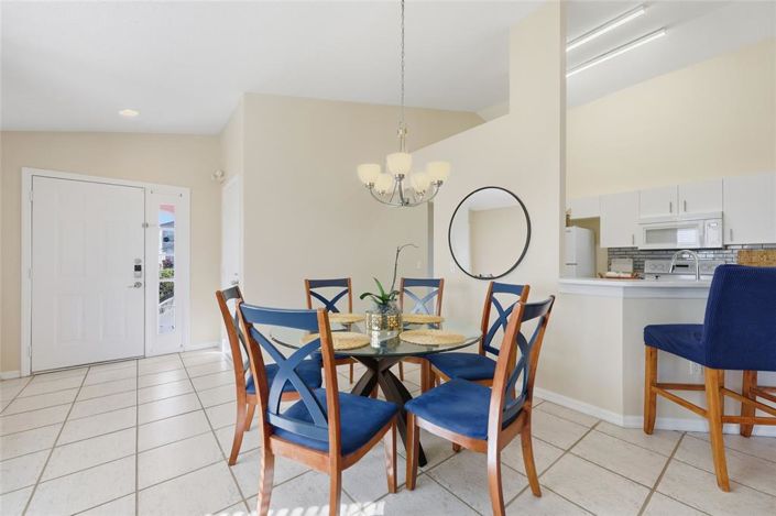 Image No.9-Propriété de 4 chambres à vendre à Kissimmee