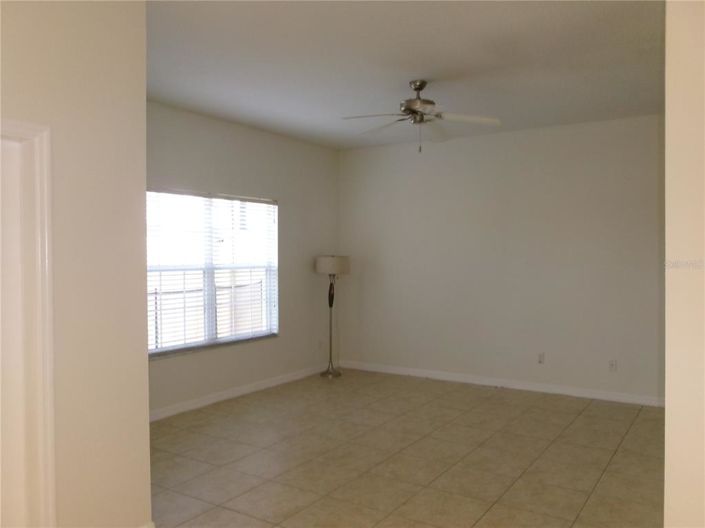 Image No.10-4 Bed Townhouse for sale