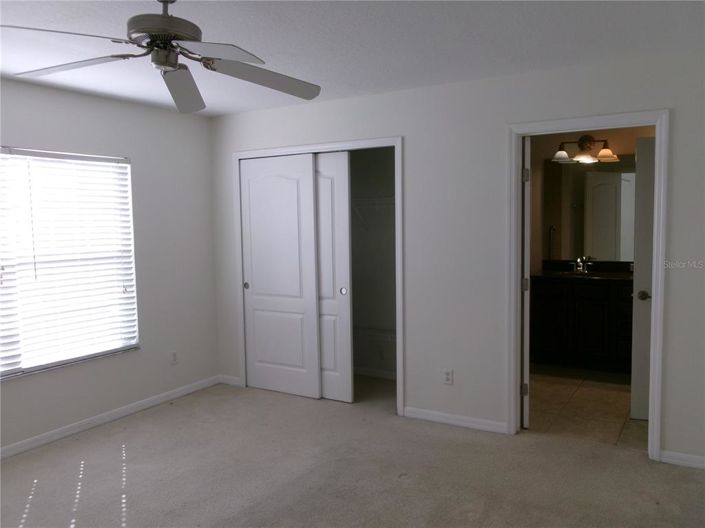 Image No.18-4 Bed Townhouse for sale