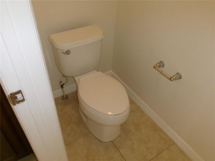 Image No.20-4 Bed Townhouse for sale