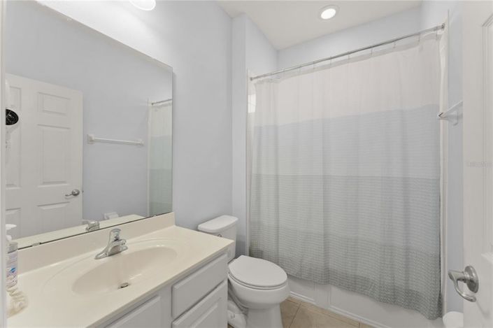 Image No.16-8 Bed House for sale