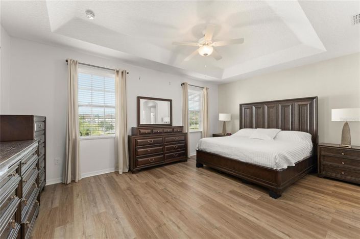 Image No.33-8 Bed House for sale