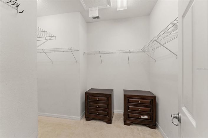 Image No.36-8 Bed House for sale