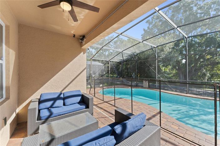 Image No.56-8 Bed House for sale