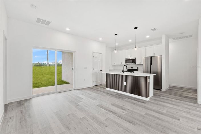 Image No.13-4 Bed Property for sale