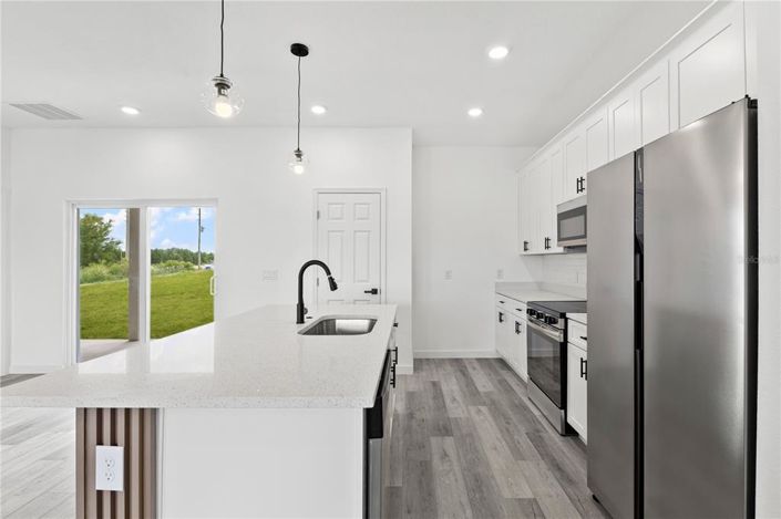 Image No.15-4 Bed Property for sale