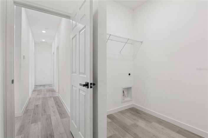 Image No.30-4 Bed Property for sale