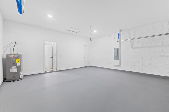 Image No.32-4 Bed Property for sale