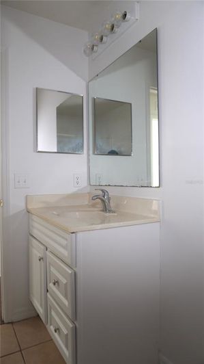 Image No.18-4 Bed Property for sale