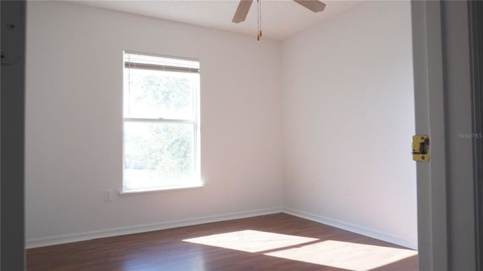 Image No.22-4 Bed Property for sale