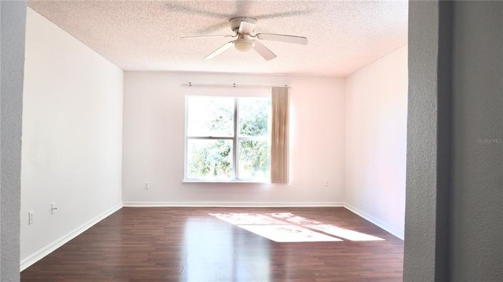 Image No.25-4 Bed Property for sale