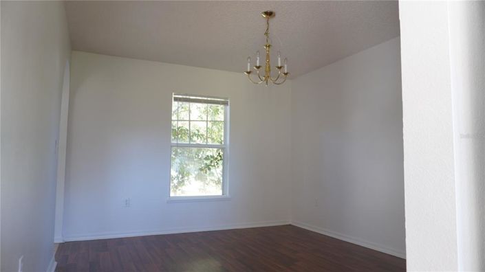 Image No.5-4 Bed Property for sale